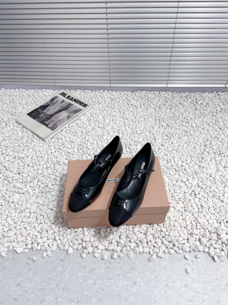 Miu Miu flat shoes